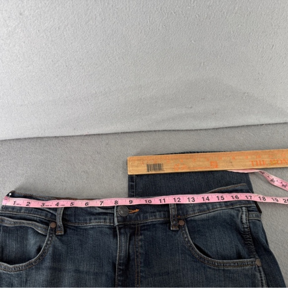 Wrangler Relaxed Fit Bootcut Jeans Mens 33x36 Blue Retro Fall City Wash Western - Picture 7 of 12